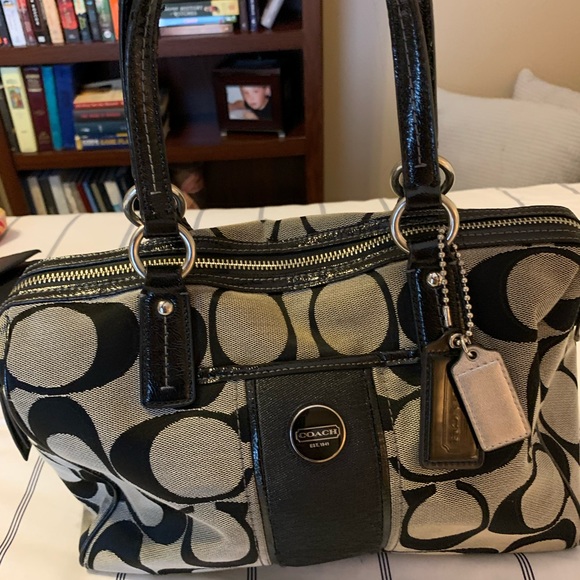 Used Cloth Coach Bag - Picture 2 of 5